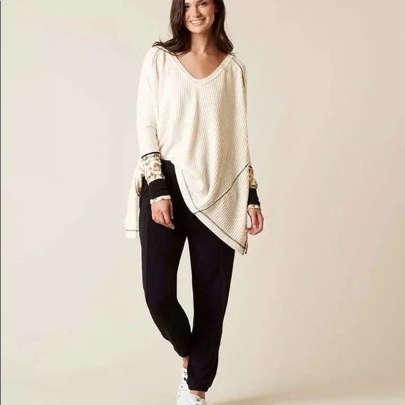 WE The Free People Oversized Waffle Knit Shirt Animal Print Ivory Size XS - Picture 3 of 12